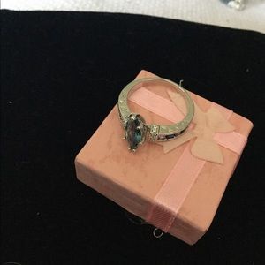 Sterling silver ring with majestic stones